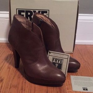Frye Harlow Campus Booties